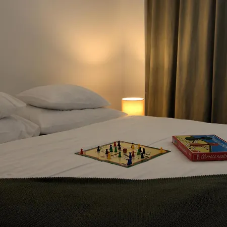 Spacious 3-bedroom Modern - 3pm Checkout - Newly Furnished *