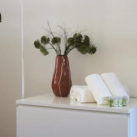 Spacious 3-bedroom Modern - 3pm Checkout - Newly Furnished Apartman