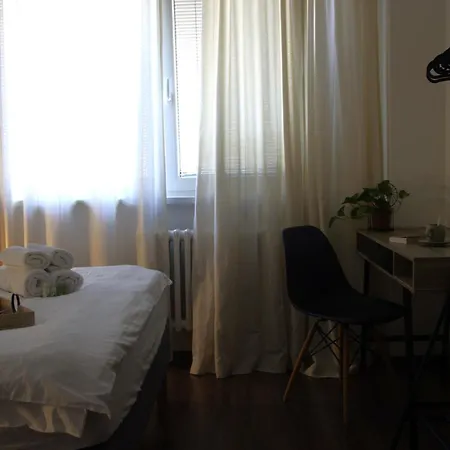 Spacious 3-bedroom Modern - 3pm Checkout - Newly Furnished Apartman