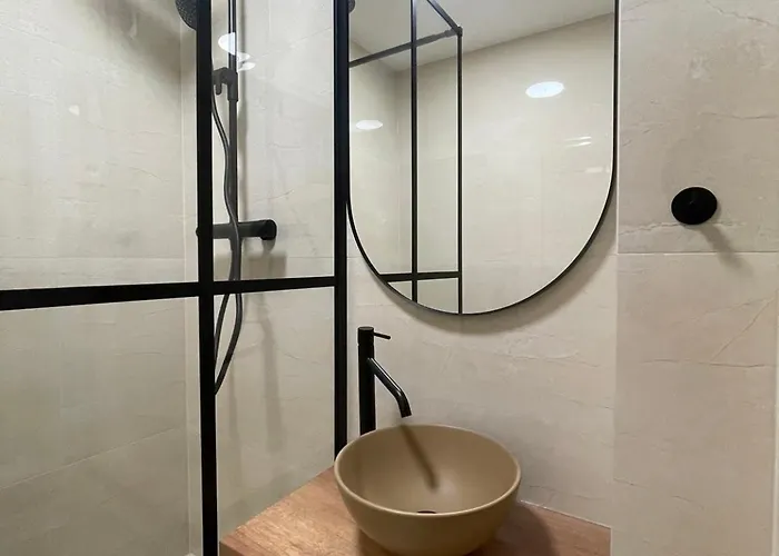 Spacious 3-bedroom Modern - 3pm Checkout - Newly Furnished