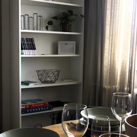 Spacious 3-bedroom Modern - 3pm Checkout - Newly Furnished *